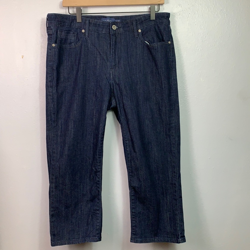 Levi’s Demi Curve Classic Cropped Jeans Size 14/32